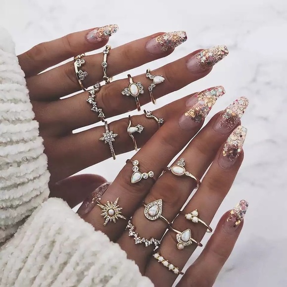 Jewelry - 16 Pcs Boho Gypsy Gold, Crystal & Opal Ring Set
